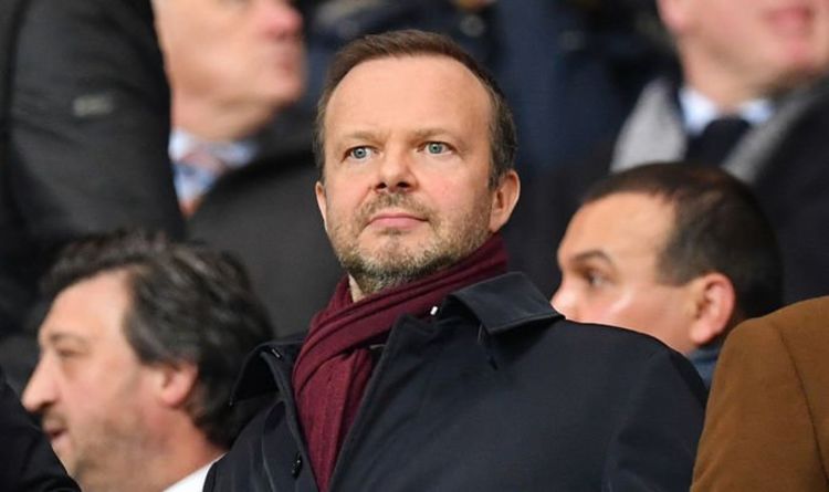 Paddy Power unveil window shopper tribute to Ed Woodward in Manchester, The Manc