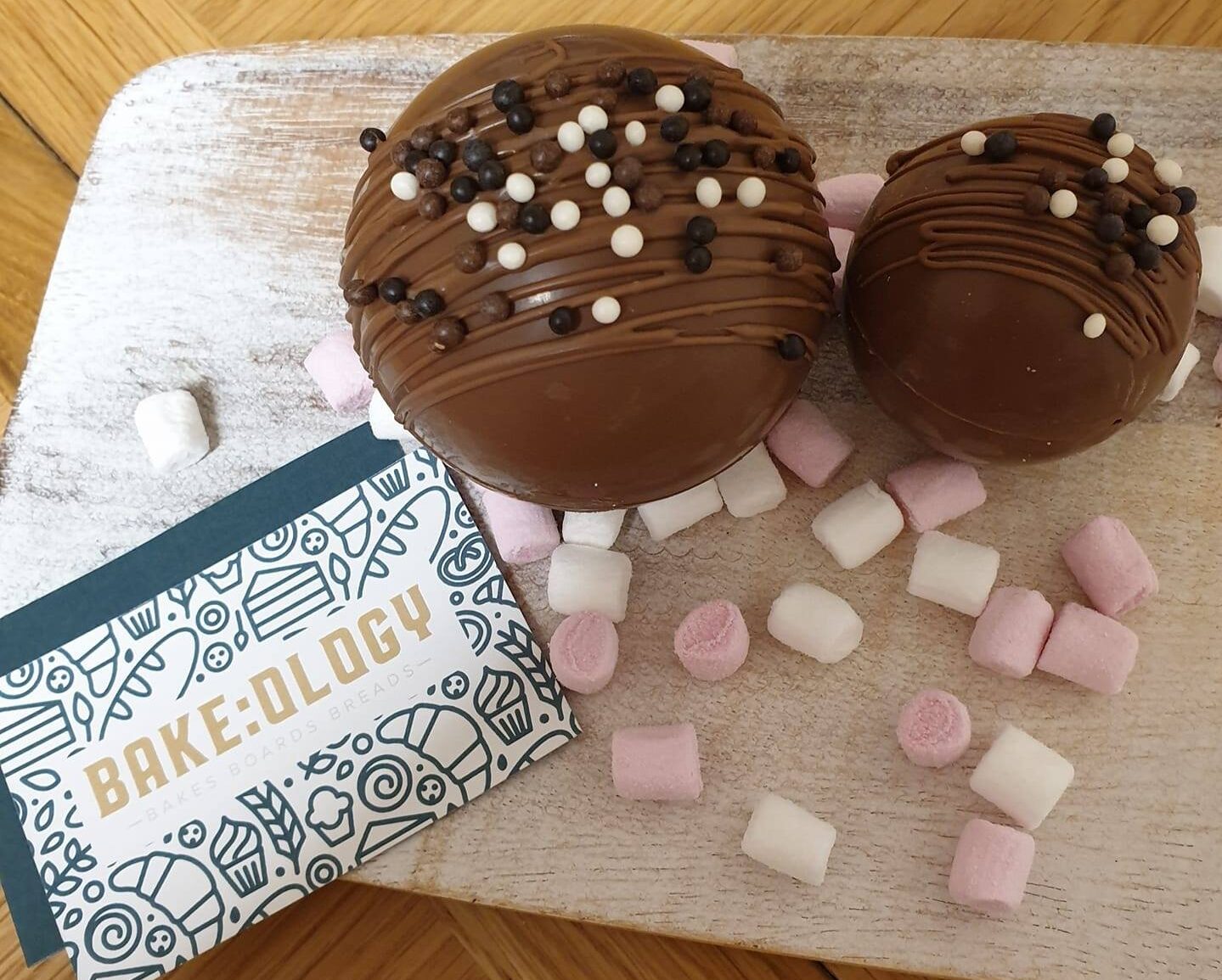 Baking company sends hilarious warning after woman mistakes hot &#8216;chocolate bomb&#8217; for bath bomb, The Manc