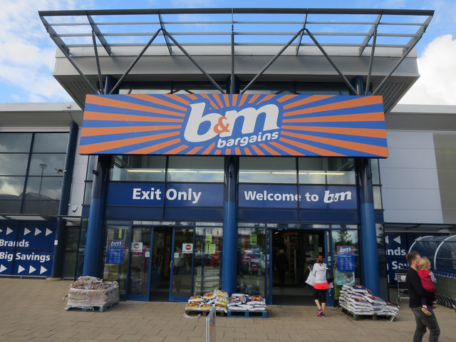 B&#038;M Bargains give 30,000 staff an extra week&#8217;s wages as a &#8216;thank you&#8217; for hard work during the pandemic, The Manc