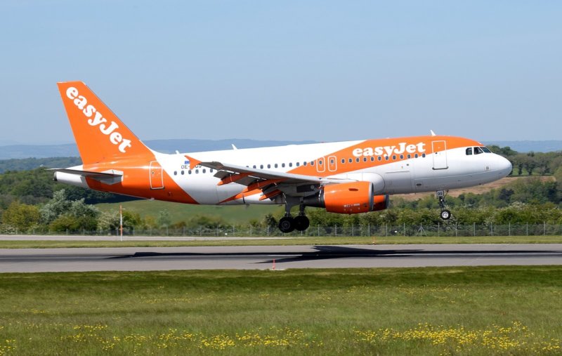 easyJet cancels over 200 flights due to COVID staff absences, The Manc