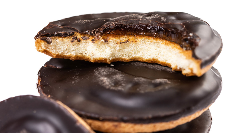 McVitie&#8217;s officially confirms whether Jaffa Cakes are cakes or biscuits, The Manc