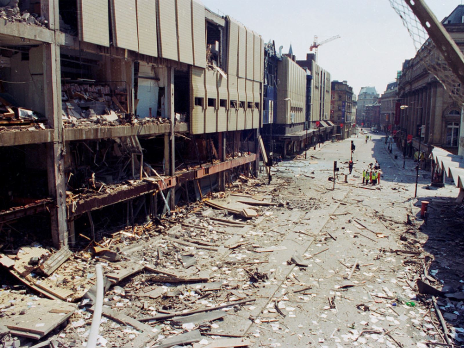 27 Years Ago The IRA Detonated A Bomb On Manchester's Corporation St