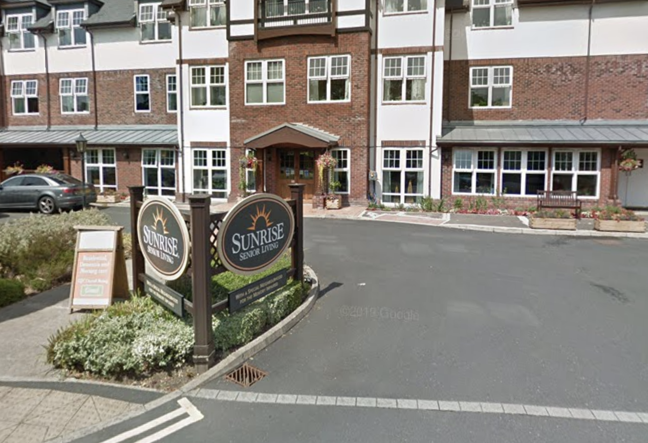 Care home in Stockport sets up safe drive-through so residents can enjoy visitors, The Manc