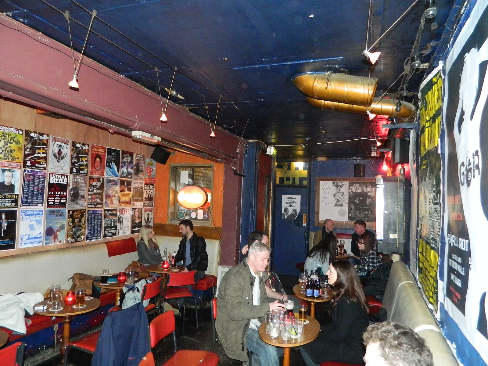 How a public toilet became a drinking den for Manchester musicians, The Manc