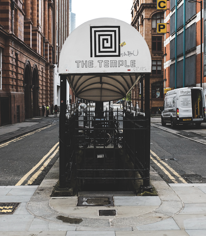 Temple Bar: The public toilet that became a drinking den for Manchester&#8217;s musicians, The Manc