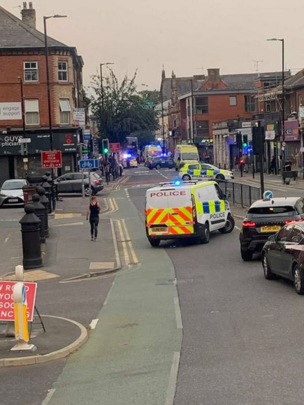 Air ambulance and cordon shuts down Wilmslow Road due to &#8216;police incident&#8217;, The Manc