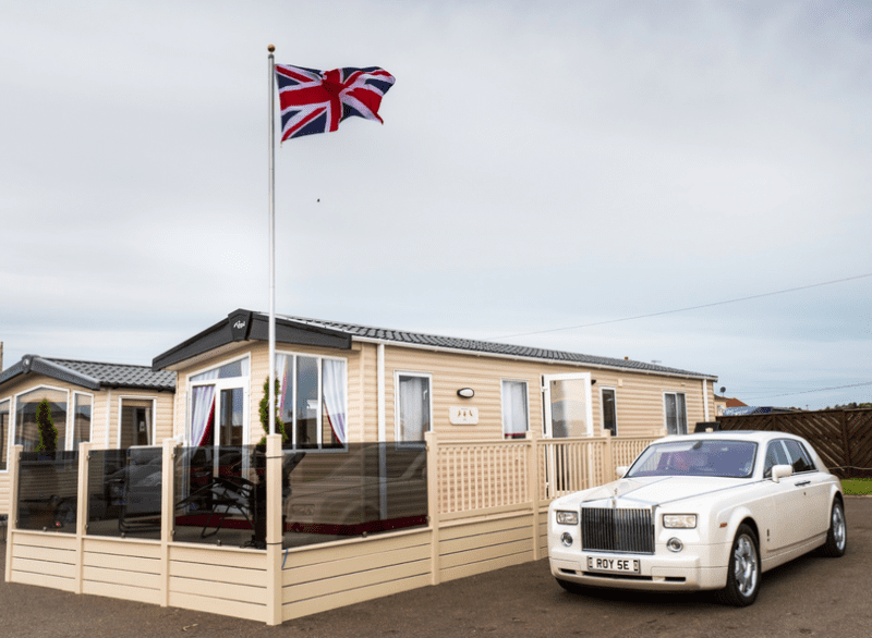 You can now staycation in a Buckingham Palace themed royal caravan in Yorkshire, The Manc