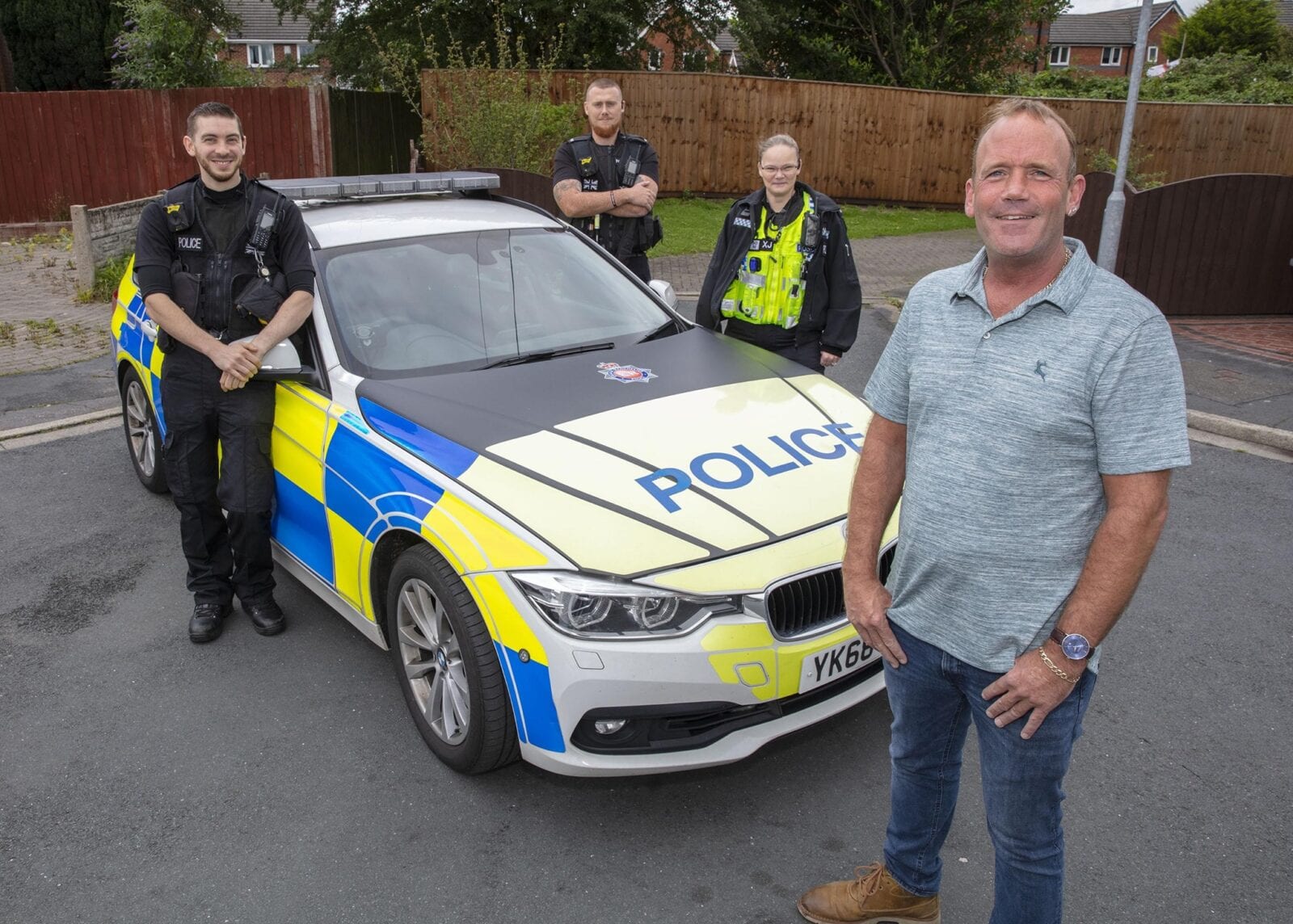 Man who suffered heart attack at the wheel given life-saving medical assistance by GMP officers, The Manc