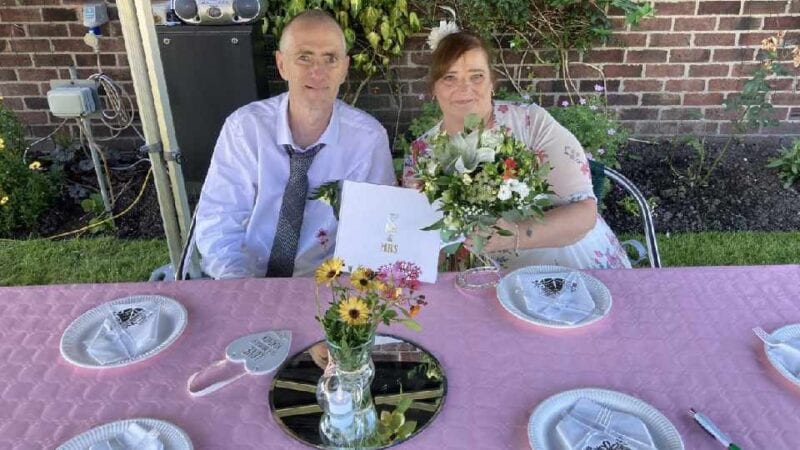Chadderton couple finally tie the knot after hospice organises dream wedding, The Manc