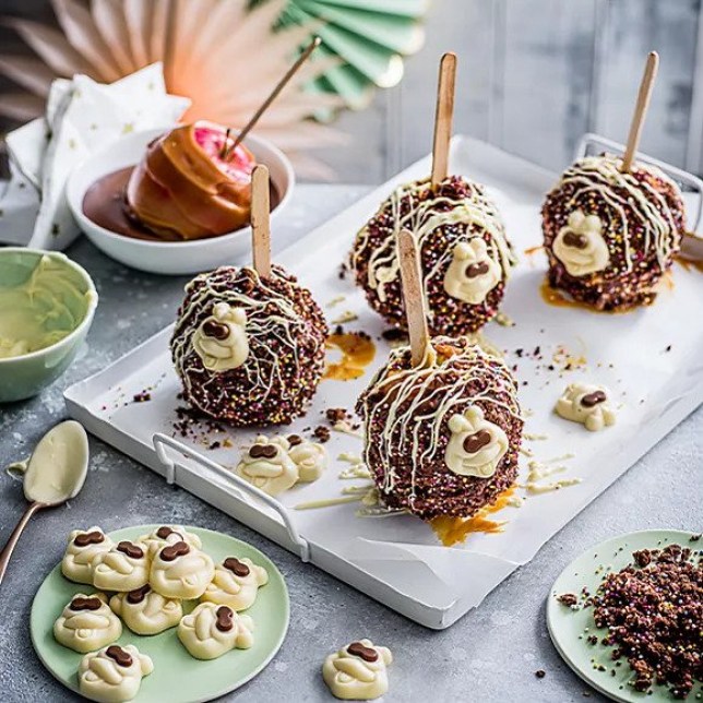Here&#8217;s how to make Colin the Caterpillar toffee apples ready for Halloween, The Manc