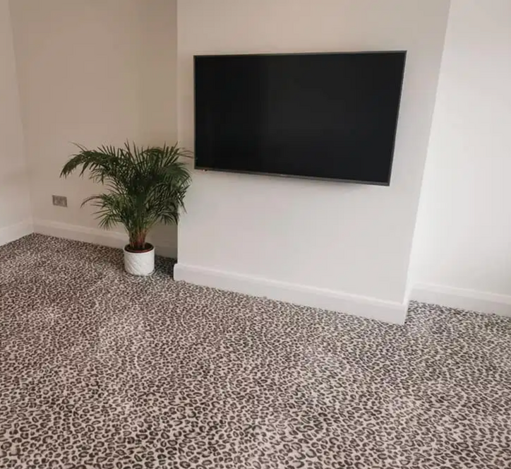 Woman inadvertently sends her carpet viral after asking question in Facebook group, The Manc