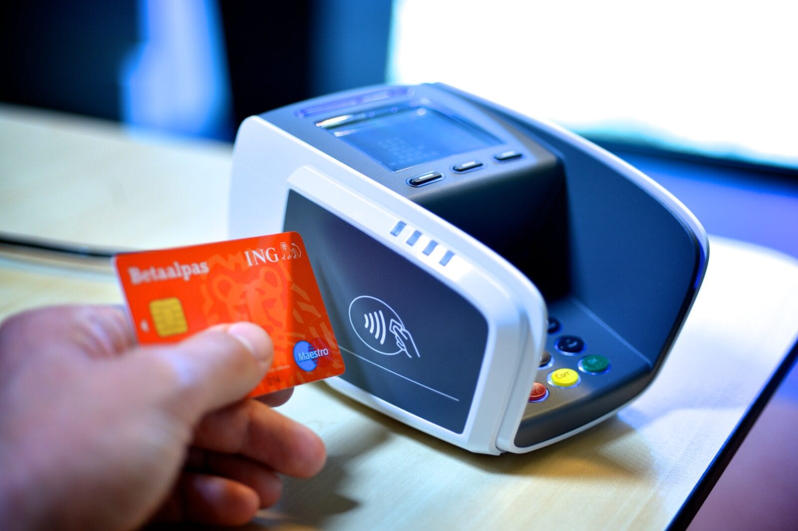 Contactless limit rises to £100 in some shops across the UK today, The Manc