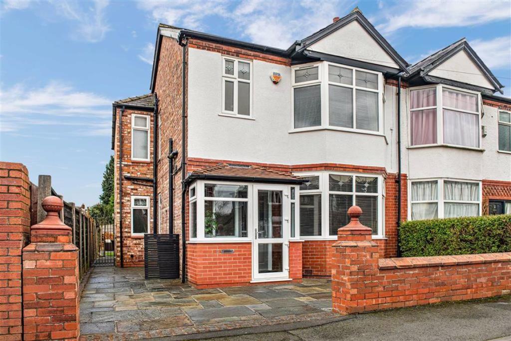 10 hot properties for sale in Greater Manchester | 8th-12th February, The Manc