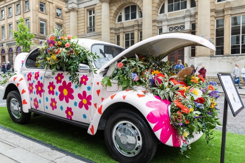 The streets of Manchester city centre will be filled with flower sculptures this summer, The Manc