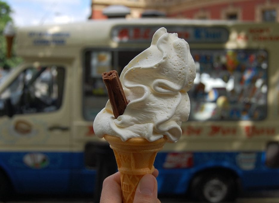 Cadbury Flake deemed too crumbly for 99 cones, say ice cream