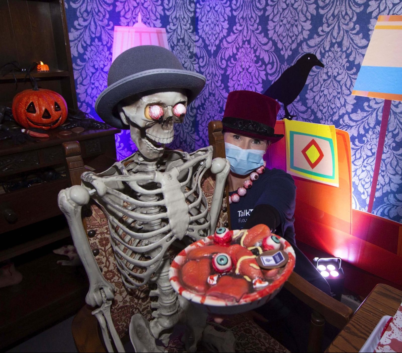 A free &#8216;fright and delight&#8217; escape room is popping-up in Manchester this weekend, The Manc