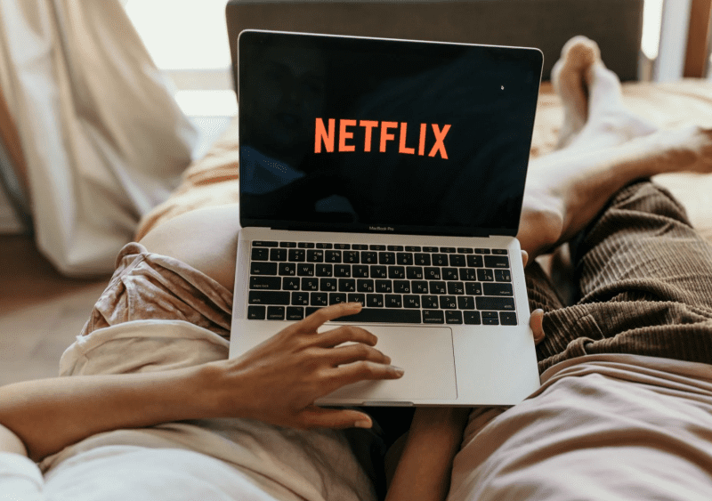You can get paid a £24k salary for the &#8216;dream job&#8217; of watching Netflix in bed all day, The Manc