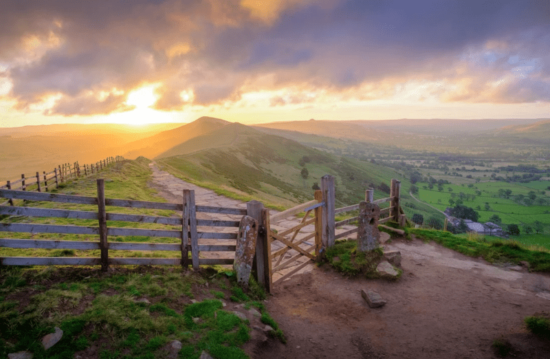 A Manc&#8217;s guide to a day in the Peak District | How to get there, easy walks, and places to stop off, The Manc