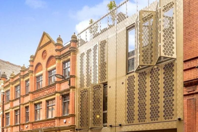 Gold-fronted Spinningfields townhouse goes on the market for £1.3m, The Manc