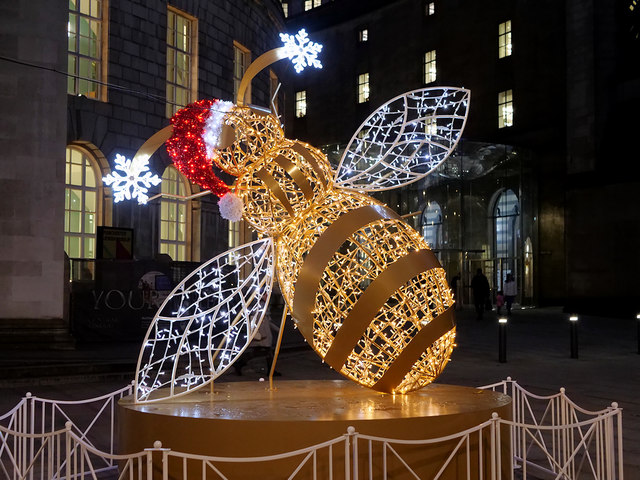 The Christmas light sculptures trail is back in Manchester city centre this year, The Manc