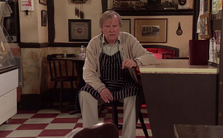 Viewers left &#8216;heartbroken&#8217; after Roy Cropper leaves Coronation Street after 26 years, The Manc