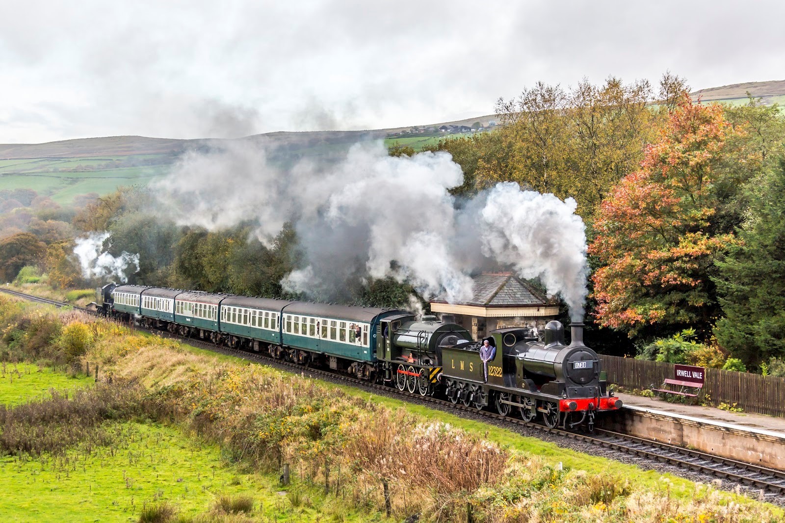 steam train trips from manchester