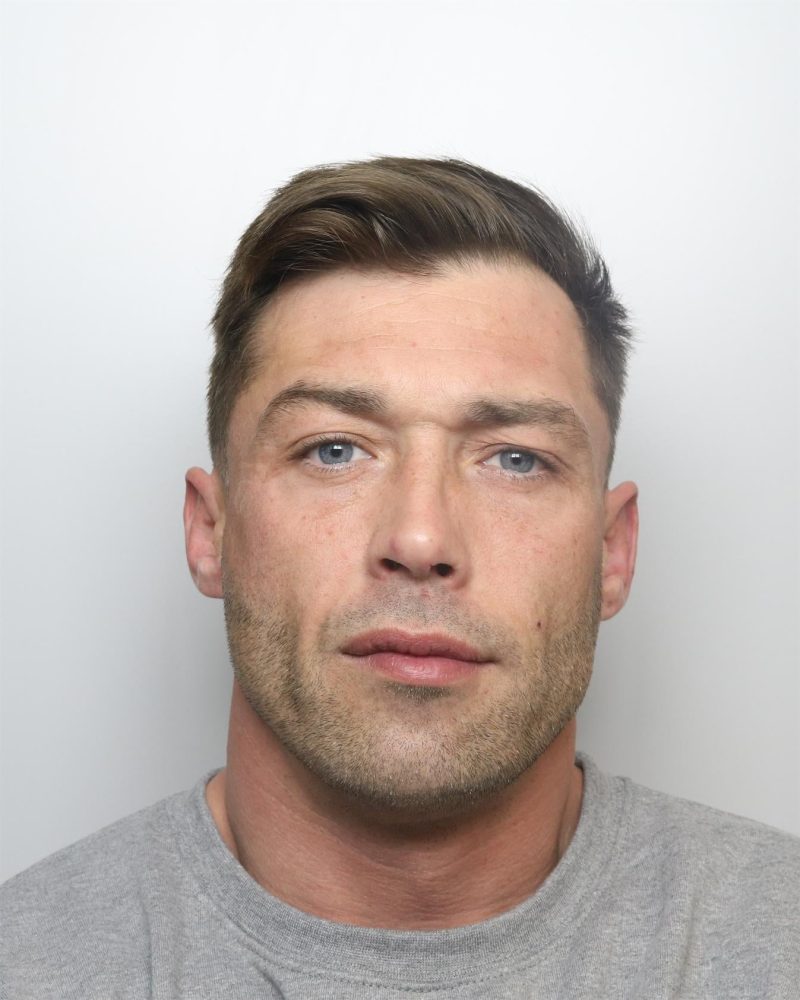 Mugshot of man wanted by police goes viral as he&#8217;s labelled a &#8216;fit felon&#8217;, The Manc