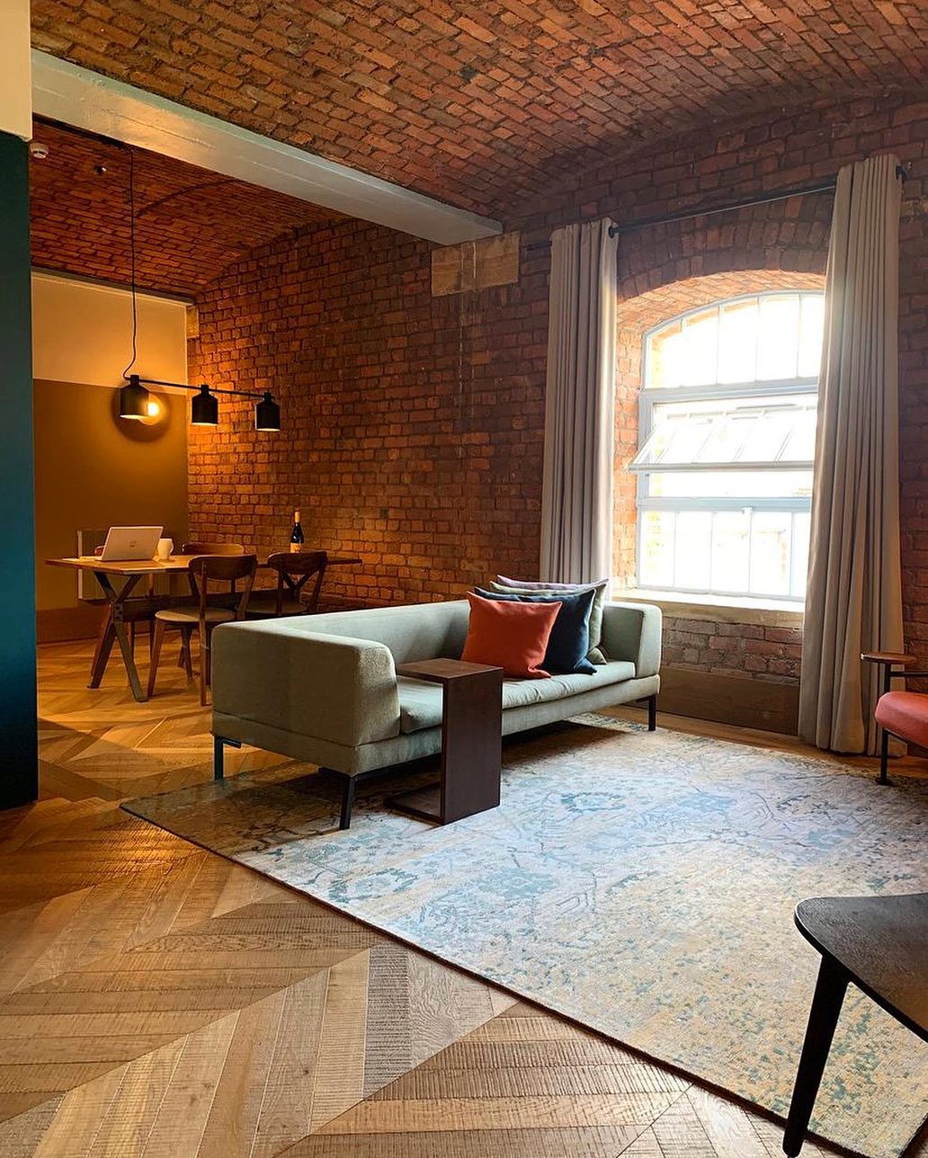 A swanky Manchester hotel is giving away hundreds of free rooms, The Manc