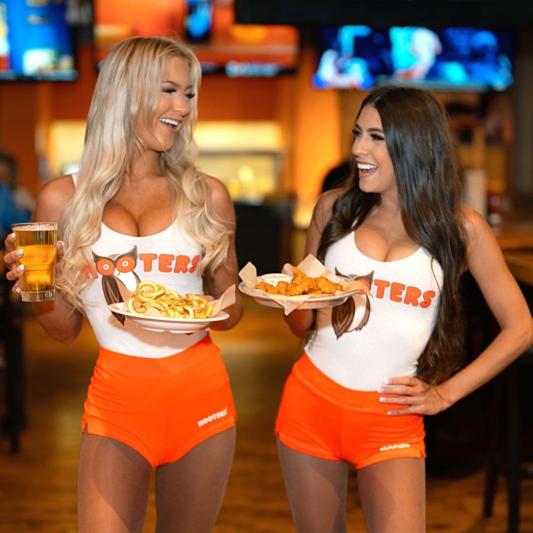 An American-style Hooters restaurant is opening at Salford Quays, The Manc