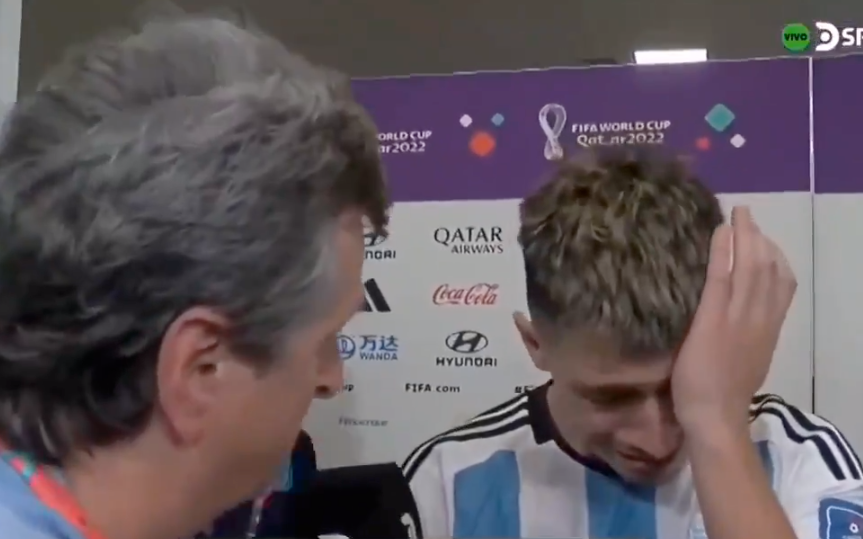 Lisandro Martinez crying Argentina interview