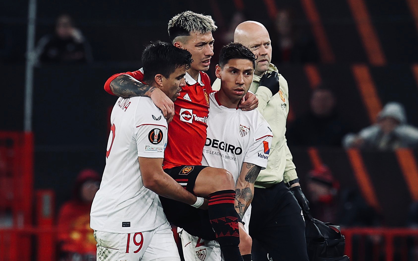 Manchester United injuries Sevilla result