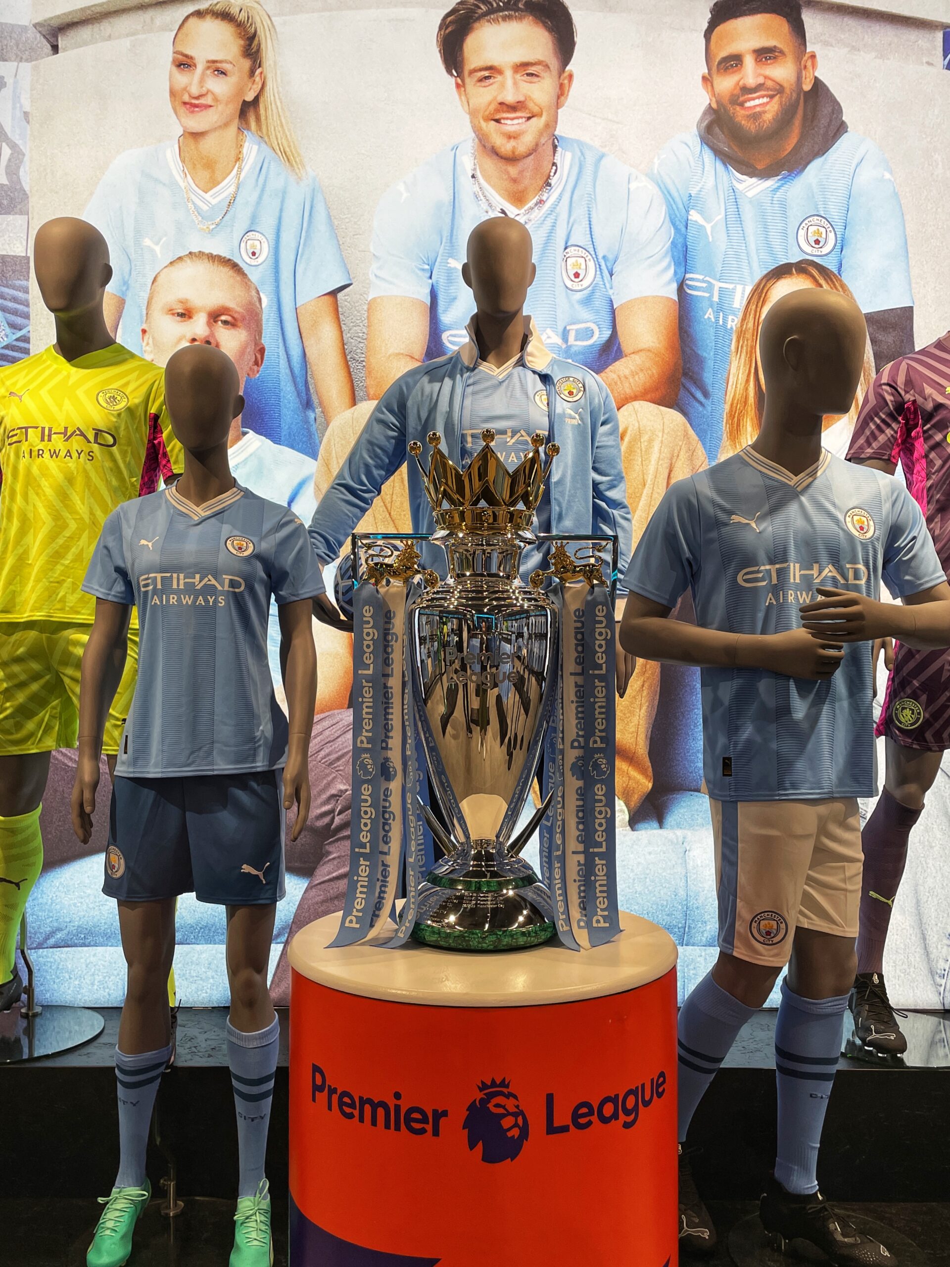 Manchester City opens new interactive shop in the Arndale
