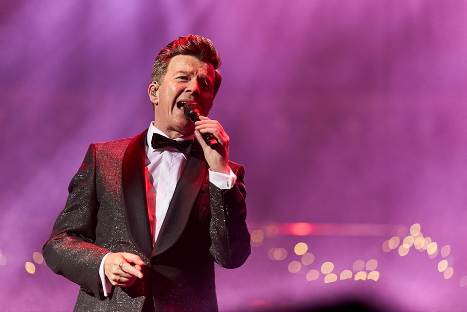Rick Astley announces new album and massive Manchester gig on UK arena tour