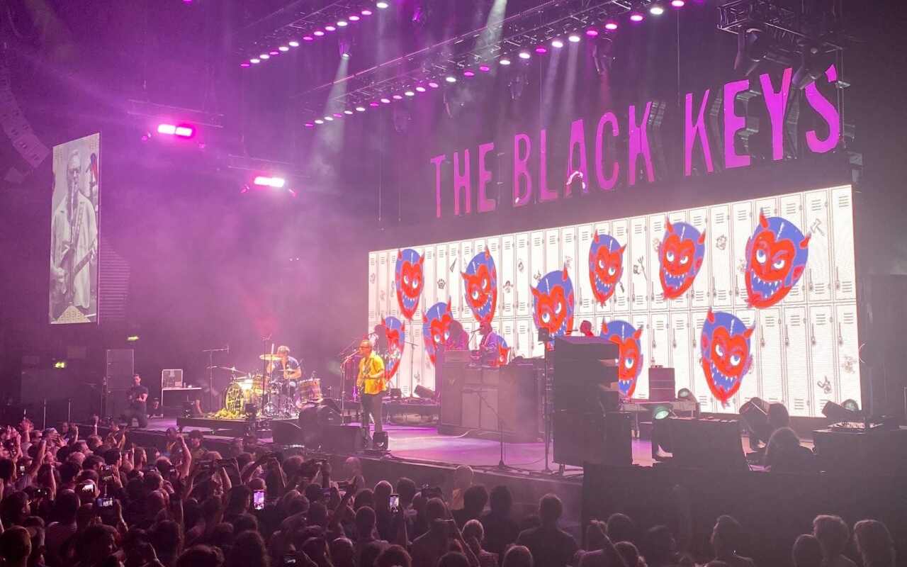 black keys tour manchester