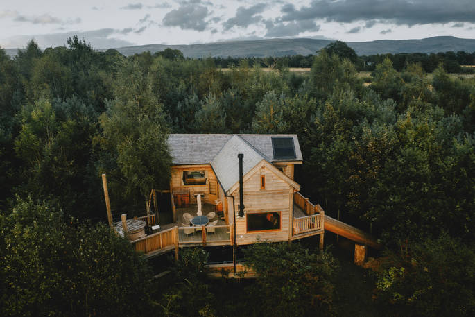 The treehouse staycation in Penrith