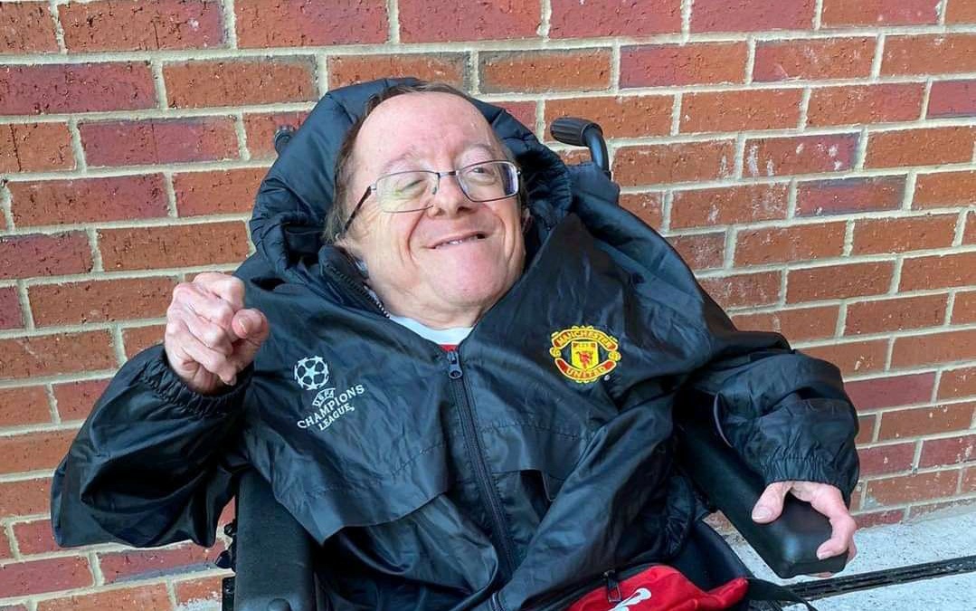 Disabled Man United fan Kevin Peek dies