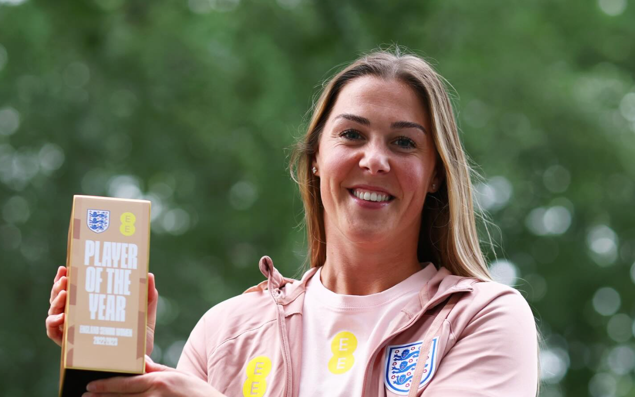 Mary Earps win Lionesses Player of the Year