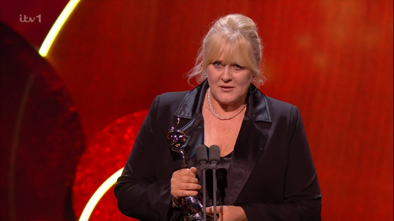 Sarah Lancashire revealed her 'real accent' at the NTAs last night