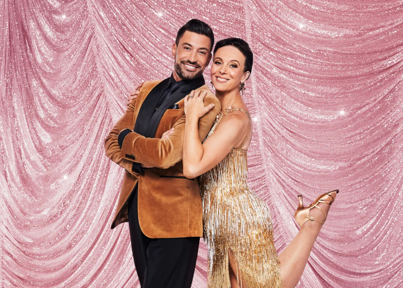 Big withe in strictly withe xxx no ringing