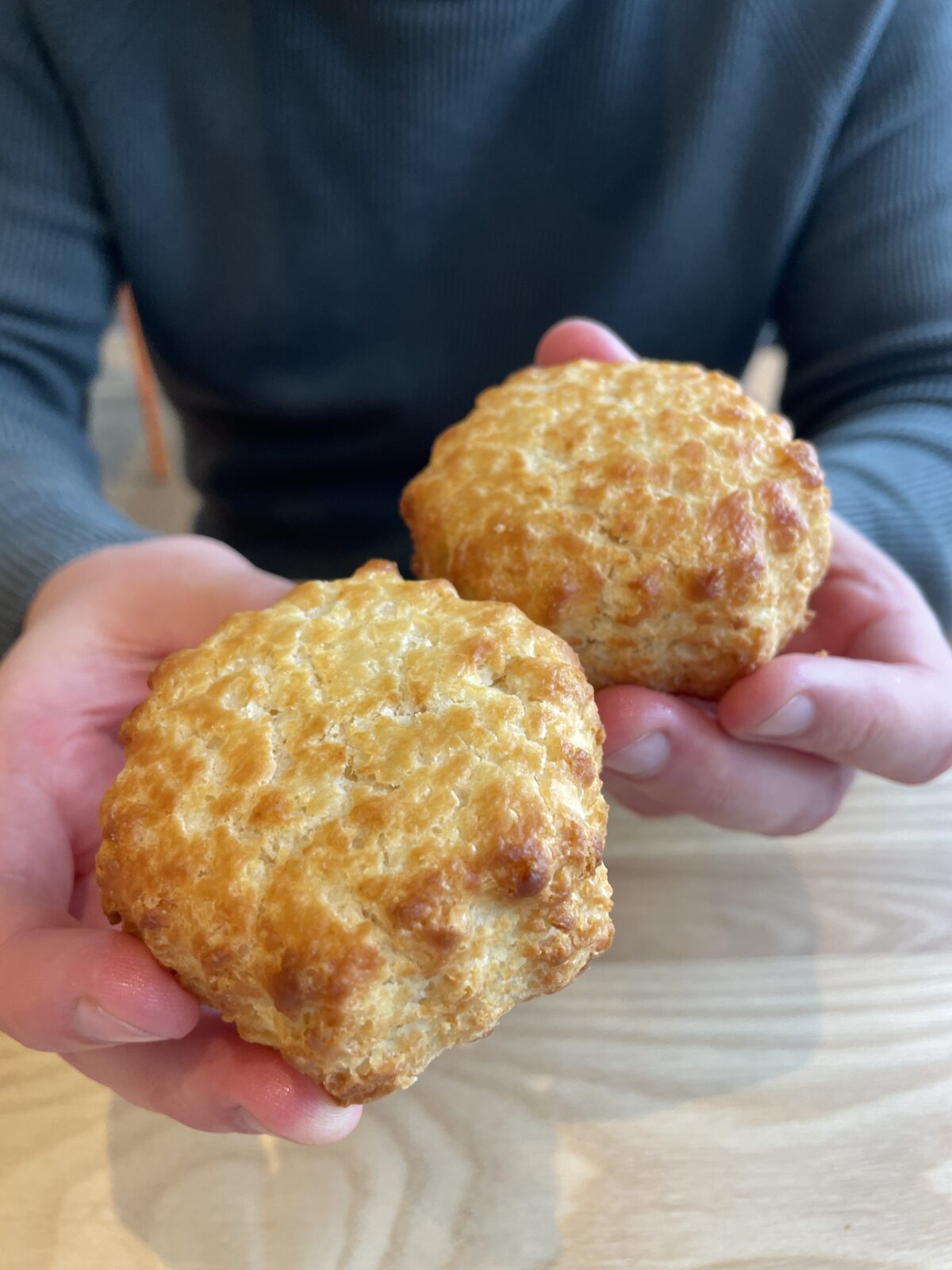 popeyes biscuits and gravy