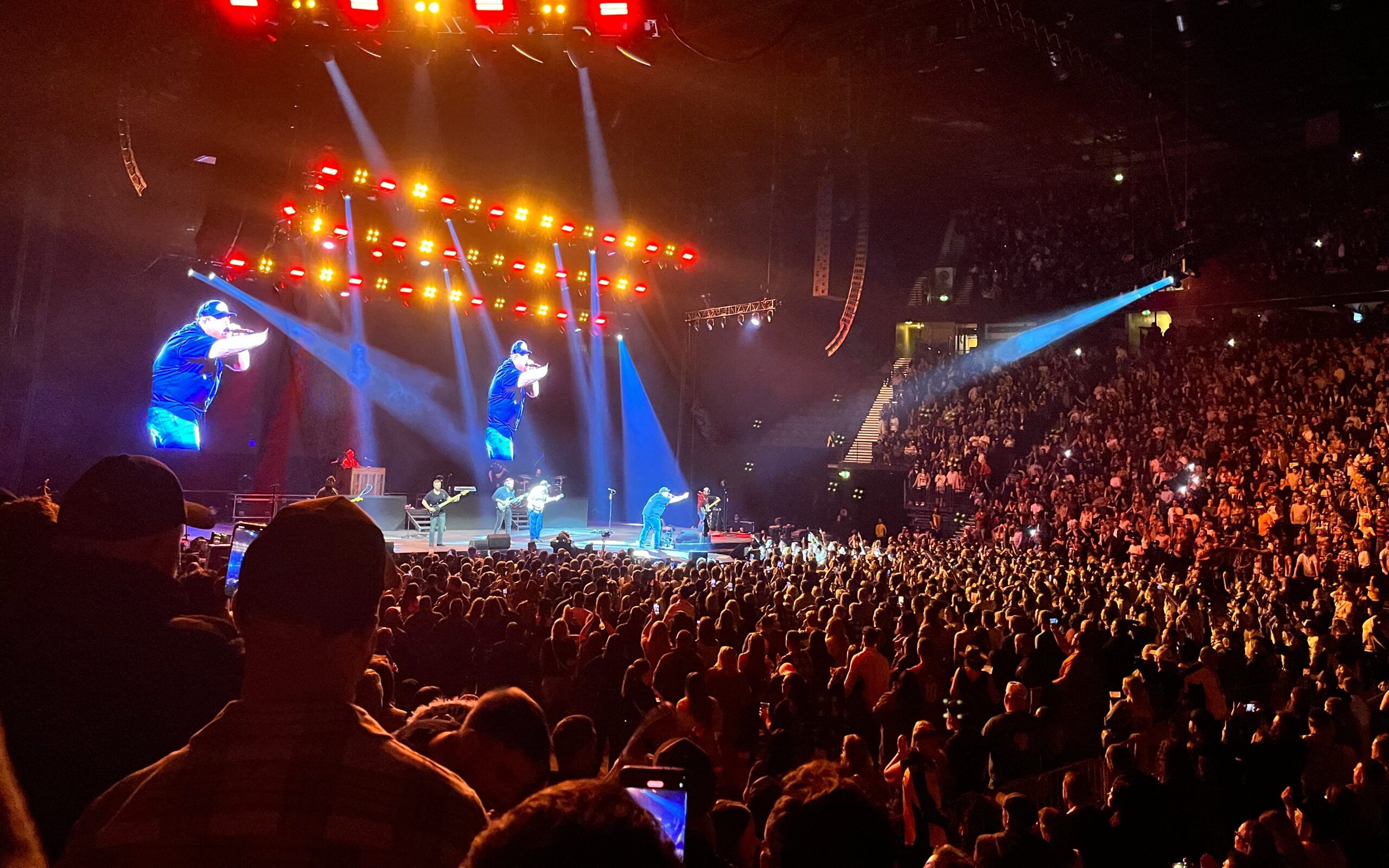 Luke Combs Manchester gig review