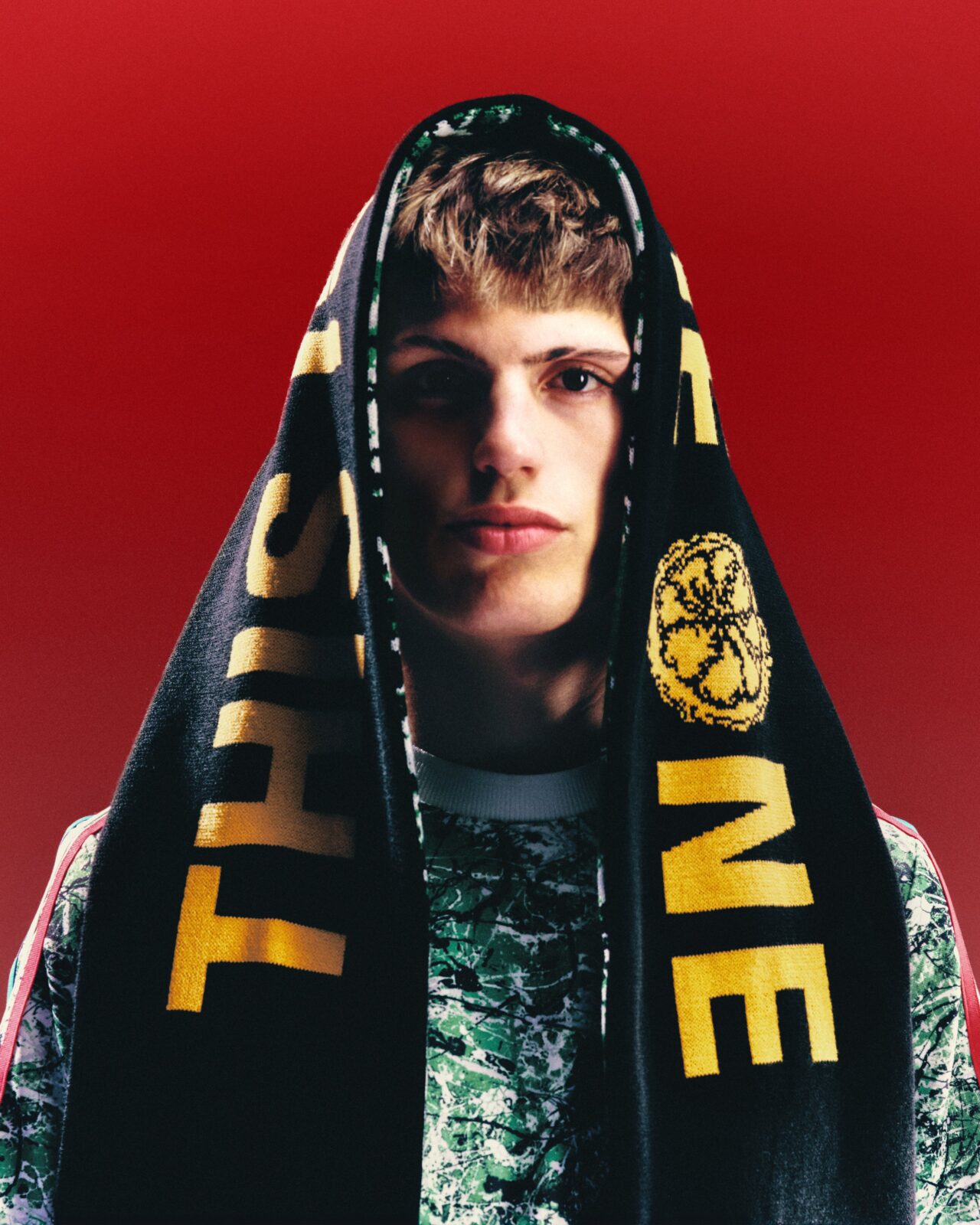 this is the one scarf man united