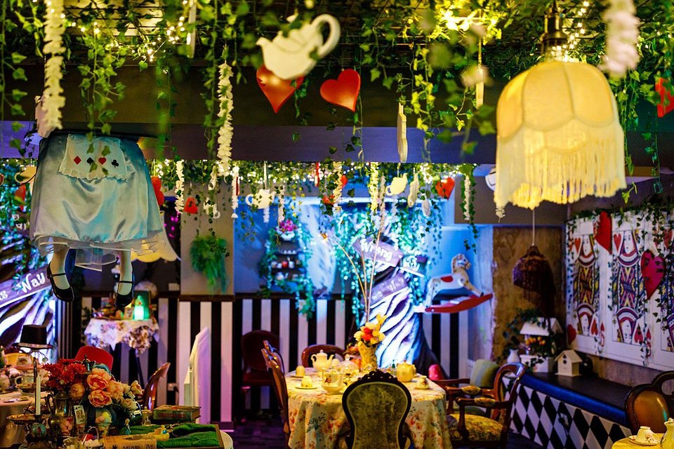 An Alice in Wonderland-inspired cocktail tea party is coming to the Trafford Centre. Credit: Publicity picture