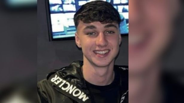 Lancashire teenager missing in Tenerife