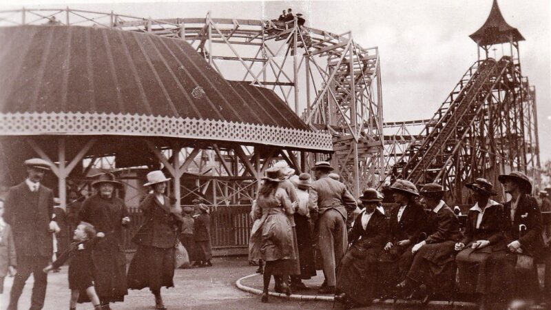 Forgotten old Manchester landmarks and sculptures