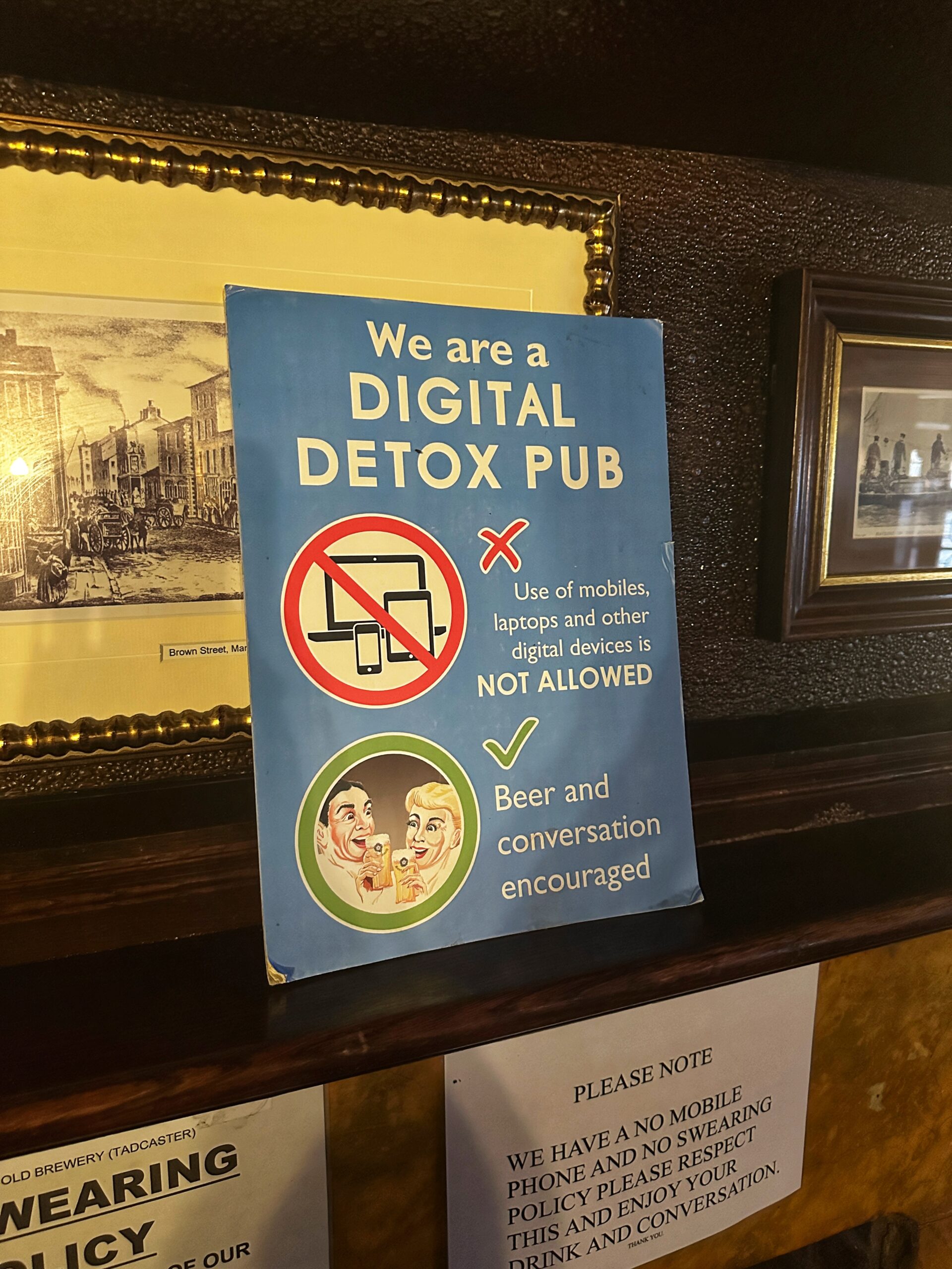 These days Sinclair's Oyster Bar is a 'Digital Detox' pub where phones aren't allowed. 