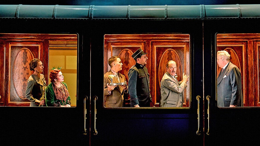 Murder on the Orient Express play review Lowry Theatre Salford