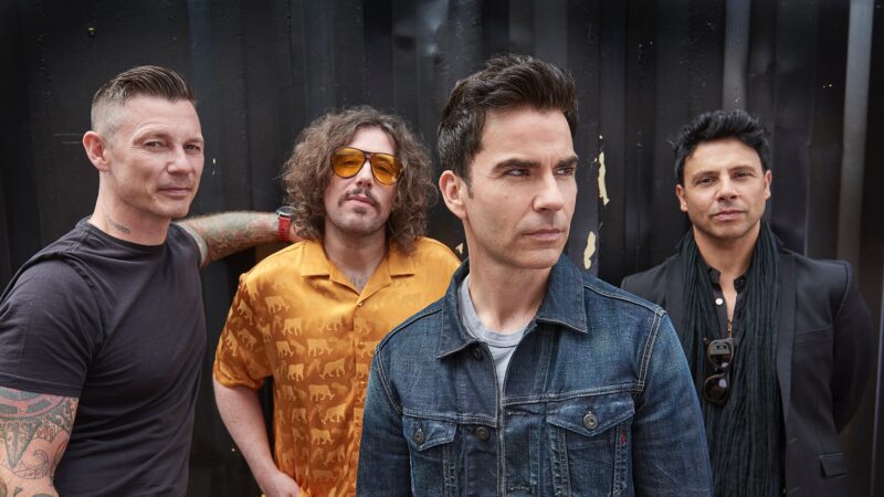 Stereophonics skip out Manchester on Stadium Anthems tour