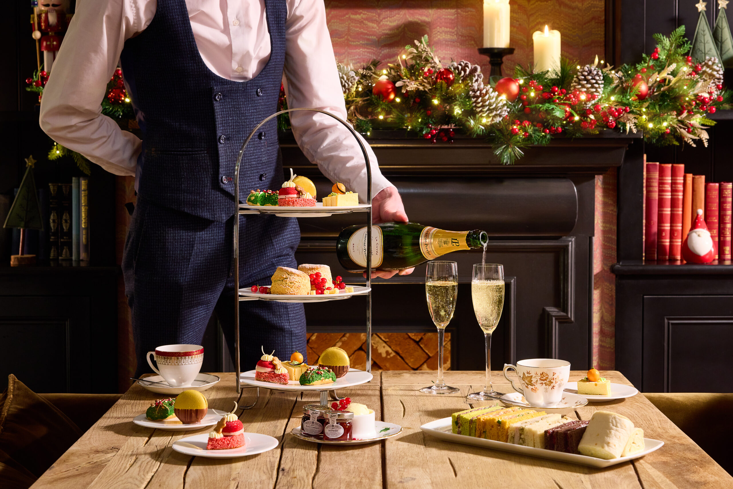 Manchester’s beautiful King Street Townhouse hotel has turned into a festive paradise