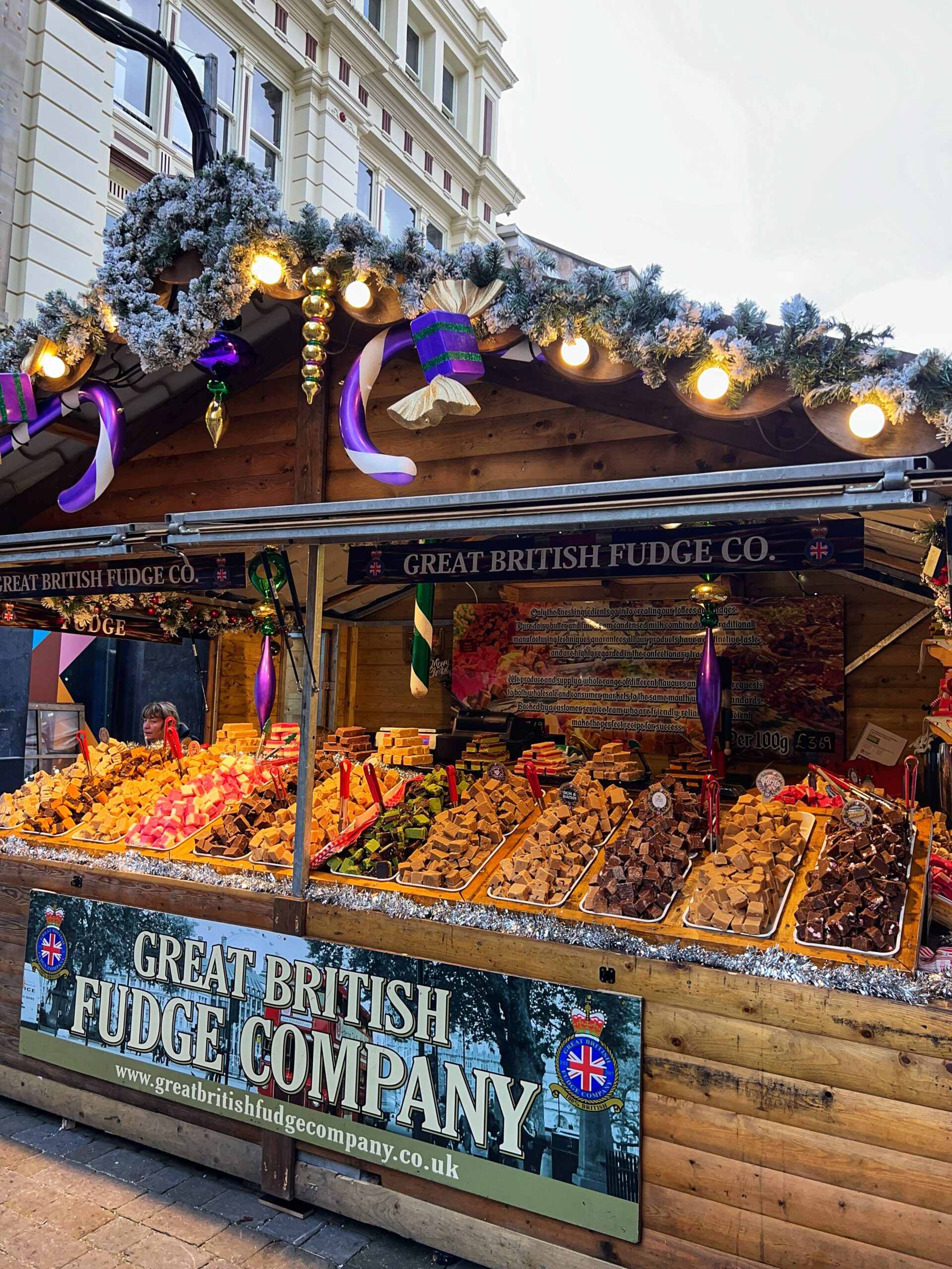 Food stalls at the markets 